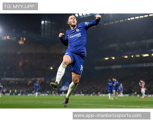 阿扎尔重返切尔西传奇赛感慨万千依旧怀念与科斯塔的默契配合