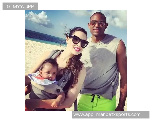 霍福德的妻子：多米尼加首位环球小姐身高188才貌双全令人艳羡