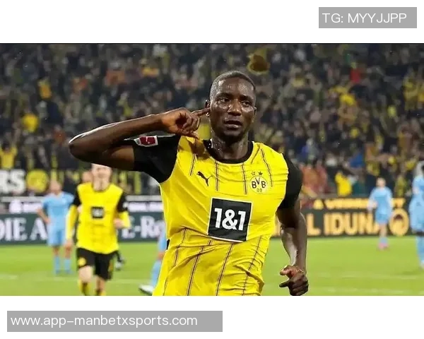 多特逆袭莱比锡吉拉西助攻扬库托精彩扳平比分