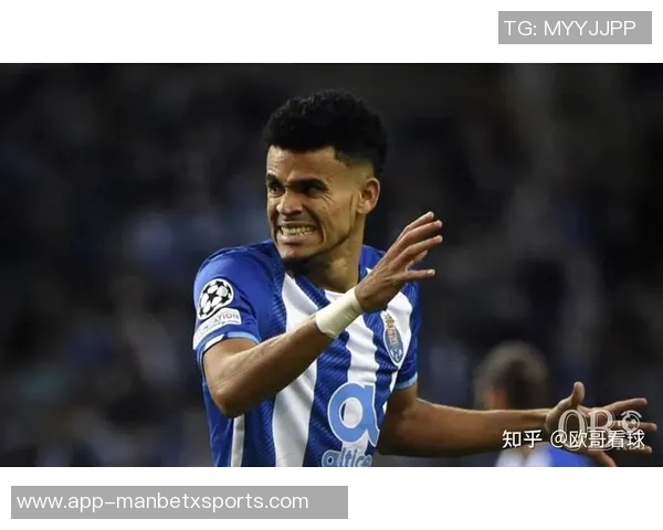 迪亚斯表现亮眼本场贡献1球2次成功过人评分高达74