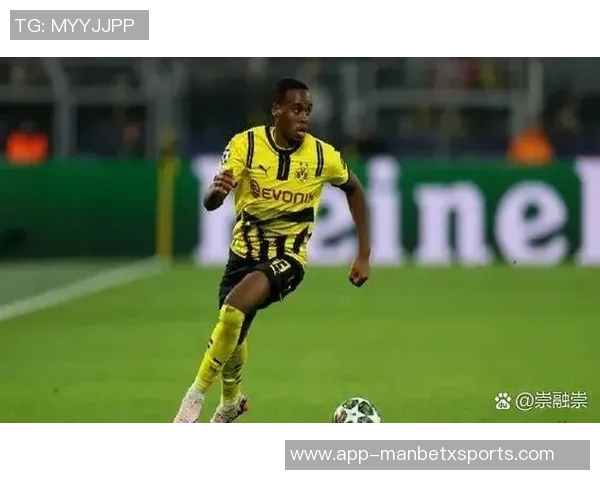 科瓦奇带领多特创德甲跨赛季14轮不败佳绩再添11胜3平荣耀